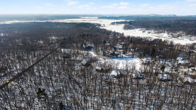 3177 Lighthouse Way 4, Saugatuck Twp, MI 49453