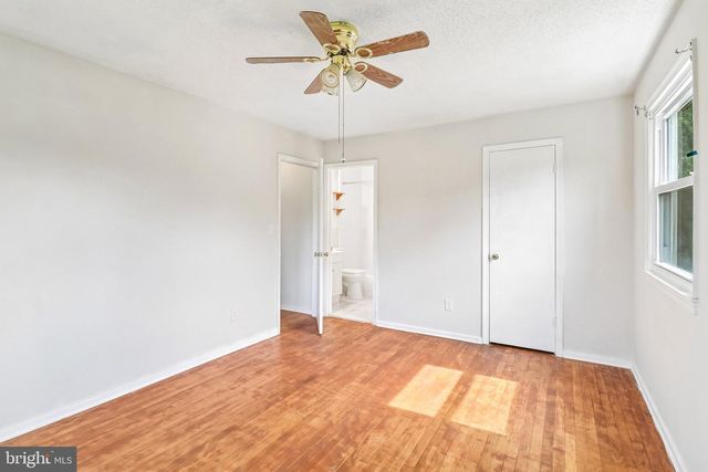 7303 CALDER DR, Capitol Heights, MD 20743