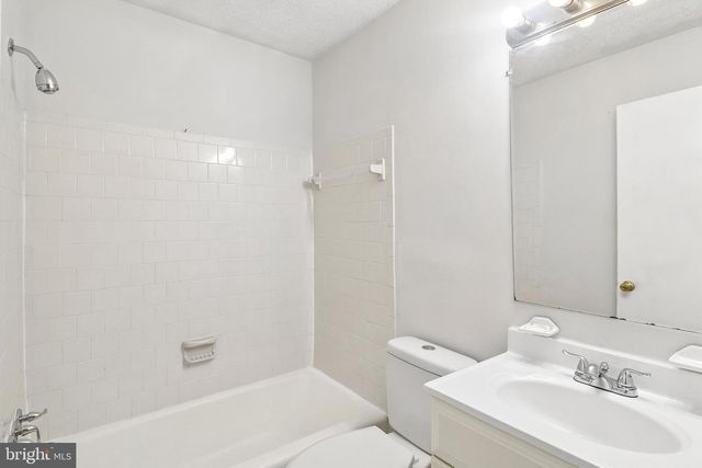 7303 CALDER DR, Capitol Heights, MD 20743