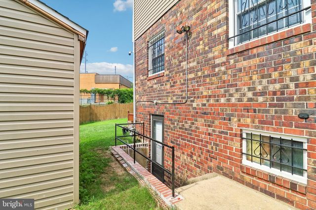 7303 CALDER DR, Capitol Heights, MD 20743
