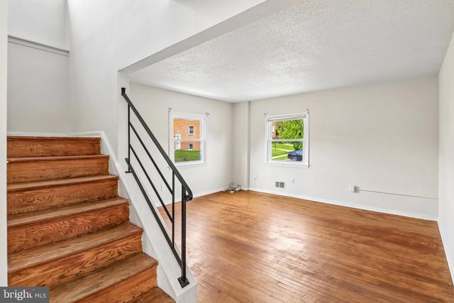 7303 CALDER DR, Capitol Heights, MD 20743