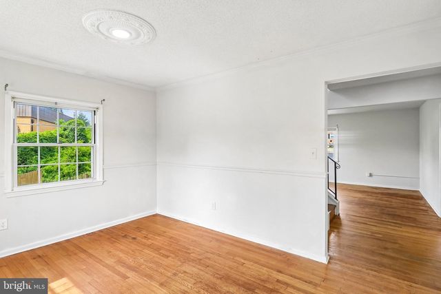 7303 CALDER DR, Capitol Heights, MD 20743