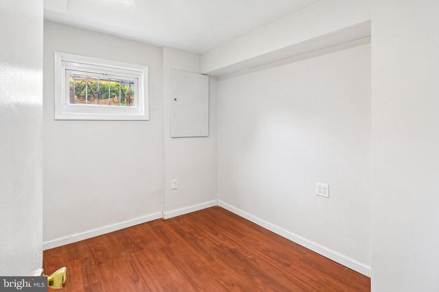 7303 CALDER DR, Capitol Heights, MD 20743