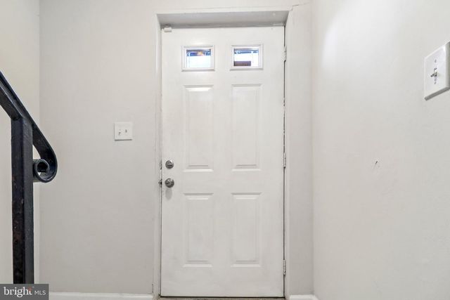 7303 CALDER DR, Capitol Heights, MD 20743
