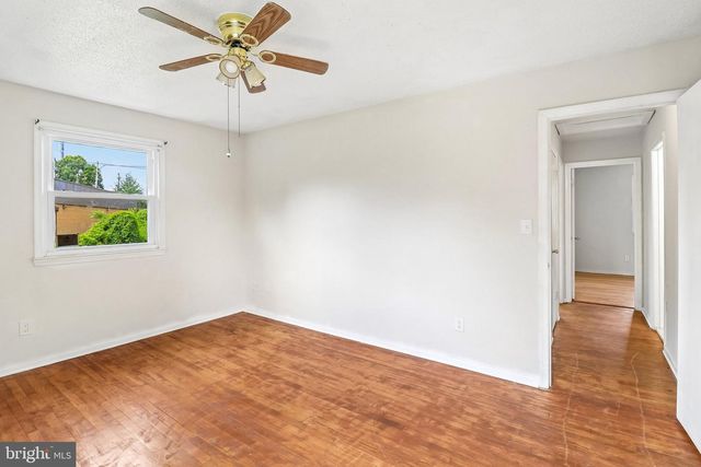 7303 CALDER DR, Capitol Heights, MD 20743