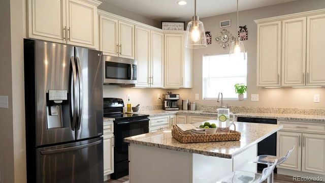 180 S 4TH Avenue, Deer Trail, CO 80105