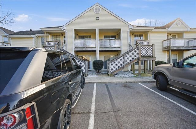 46 Emeraude Plage DR A, Hampton, VA 23666