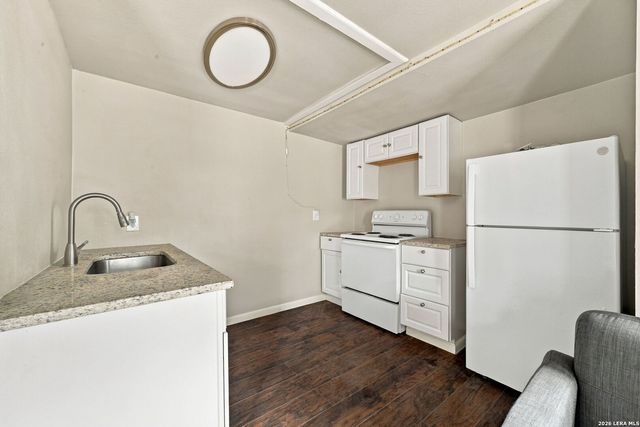 534 W Magnolia Ave, San Antonio, TX 78212