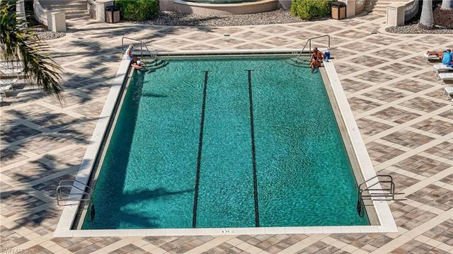 1060 Borghese LN 1005, Naples, FL 34114