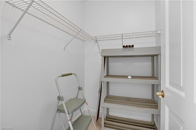 1060 Borghese LN 1005, Naples, FL 34114