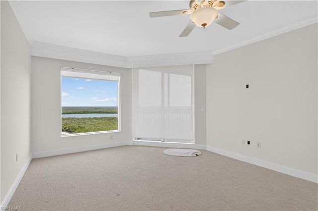 1060 Borghese LN 1005, Naples, FL 34114