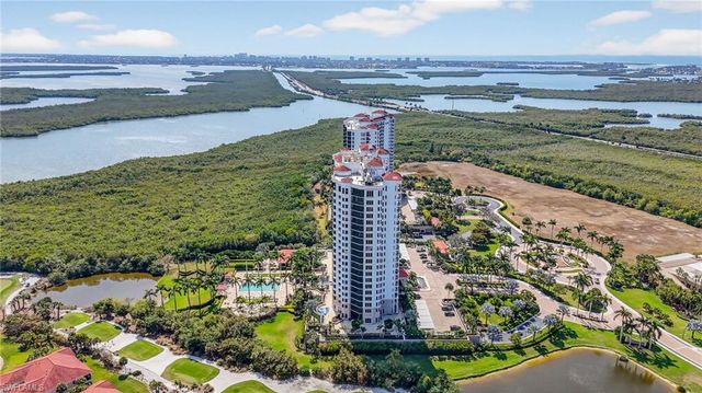 1060 Borghese LN 1005, Naples, FL 34114