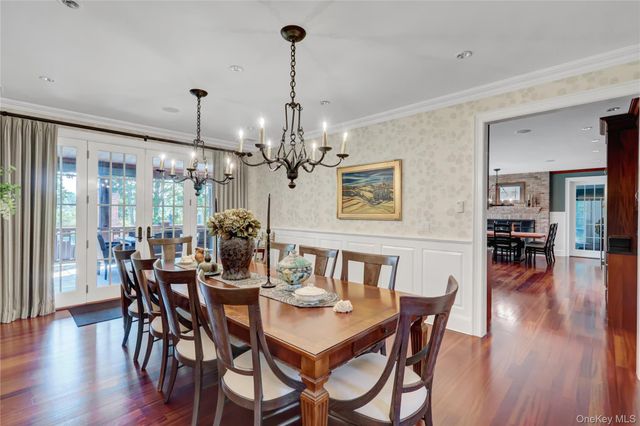 63 Dyke Road, Setauket, NY 11733
