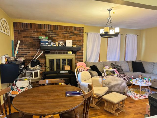 514 Cracker Bottom Rd Road, Martin, KY 41649