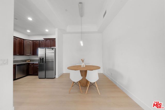 309 S Mariposa Avenue 301, Los Angeles, CA 90020