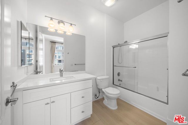 309 S Mariposa Avenue 301, Los Angeles, CA 90020