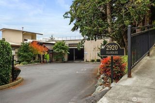 2920 76th Avenue SE #106, Mercer Island, WA 98040
