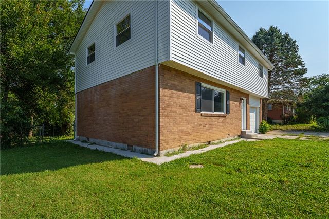 4889 Becker Drive, Dayton, OH 45417