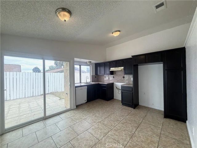 769 W Virginia Street, Rialto, CA 92376