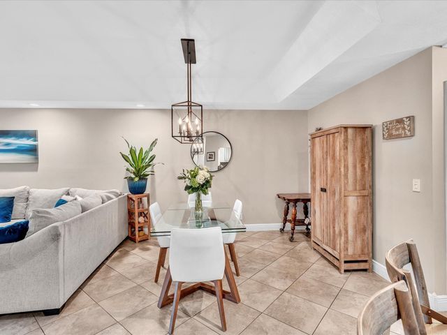 9043 Chatsworth Cascades, Boca Raton, FL 33434