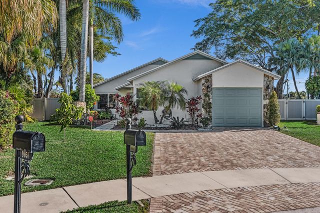 9043 Chatsworth Cascades, Boca Raton, FL 33434