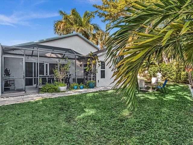 9043 Chatsworth Cascades, Boca Raton, FL 33434