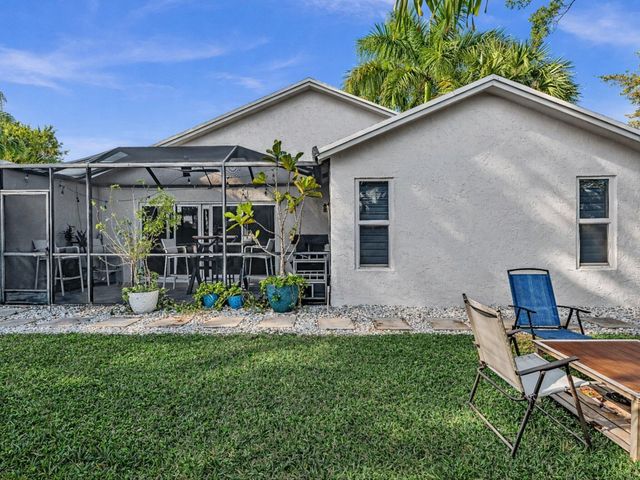 9043 Chatsworth Cascades, Boca Raton, FL 33434