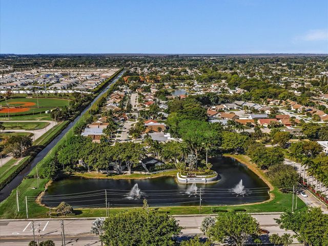 9043 Chatsworth Cascades, Boca Raton, FL 33434