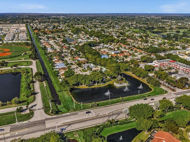 9043 Chatsworth Cascades, Boca Raton, FL 33434
