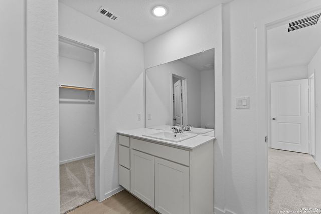 3828 Swift Fox Rd, New Braunfels, TX 78130