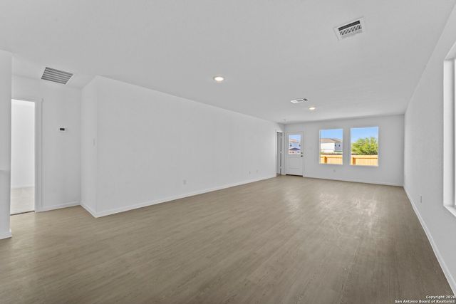 3828 Swift Fox Rd, New Braunfels, TX 78130