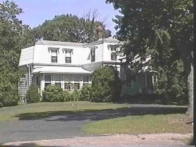 64 Main St, Walpole, MA 02081