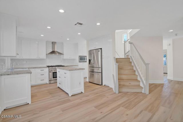 7631 Wiscasset Drive, Canoga Park, CA 91304