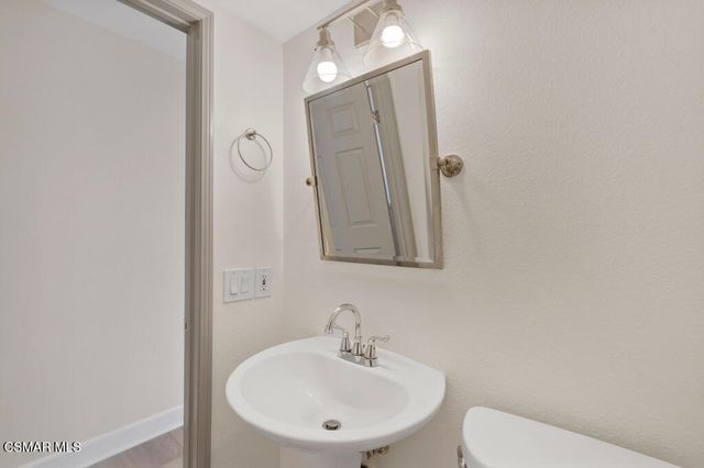 7631 Wiscasset Drive, Canoga Park, CA 91304