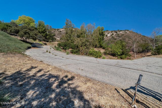 7631 Wiscasset Drive, Canoga Park, CA 91304