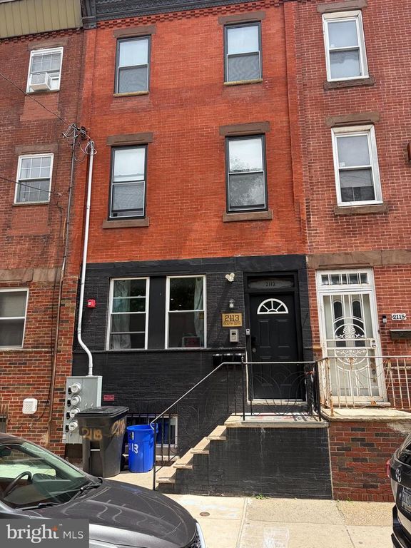 2113 S 15TH ST, Philadelphia, PA 19145