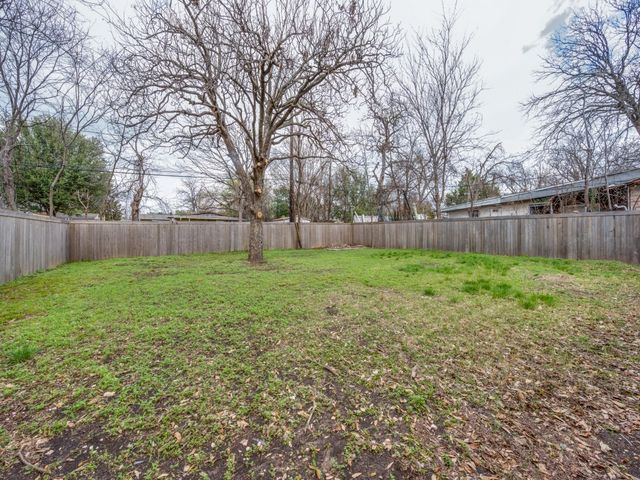 2619 Richland Avenue, Farmers Branch, TX 75234