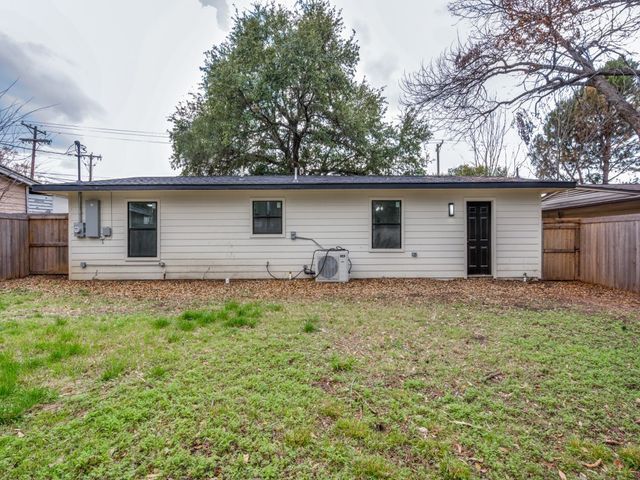 2619 Richland Avenue, Farmers Branch, TX 75234