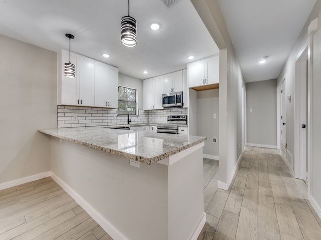 2619 Richland Avenue, Farmers Branch, TX 75234