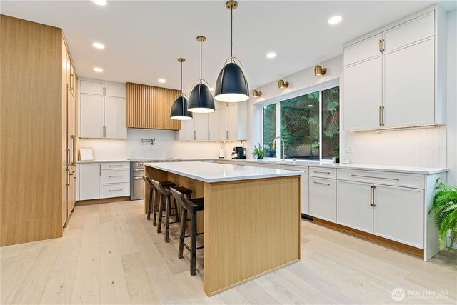 9741 NE White Horse Drive, Kingston, WA 98346