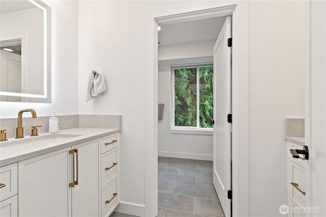 9741 NE White Horse Drive, Kingston, WA 98346