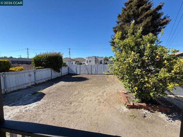 3605 Waller Ave, Richmond, CA 94804