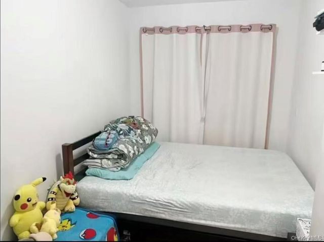 35-09 Leavitt Street, Flushing, NY 11354