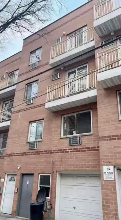 35-09 Leavitt Street, Flushing, NY 11354