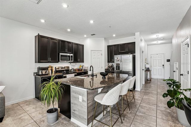 10837 WYNE TREE COURT, Orlando, FL 32824