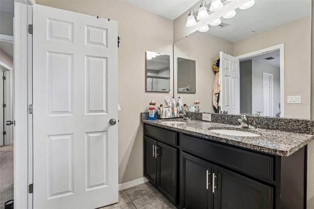10837 WYNE TREE COURT, Orlando, FL 32824