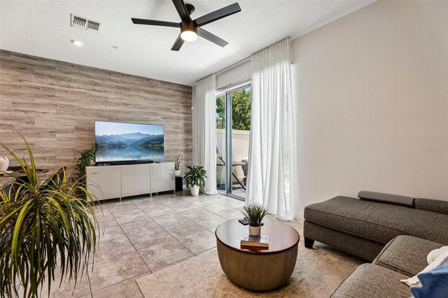 10837 WYNE TREE COURT, Orlando, FL 32824