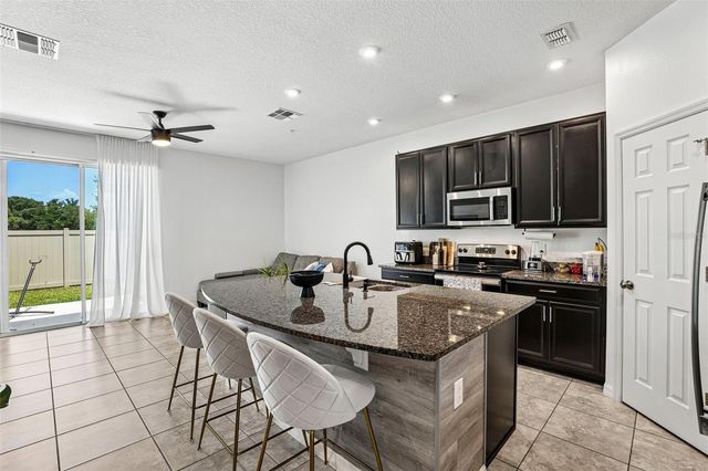 10837 WYNE TREE COURT, Orlando, FL 32824