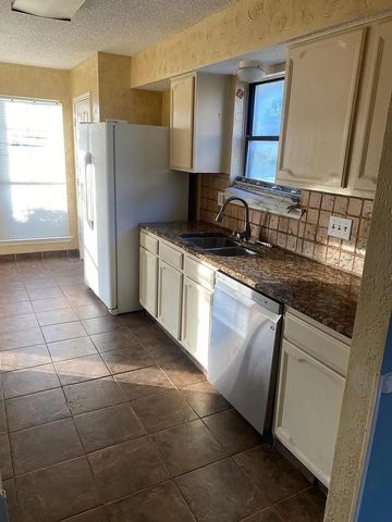 1032 Gannon Drive, Plano, TX 75025