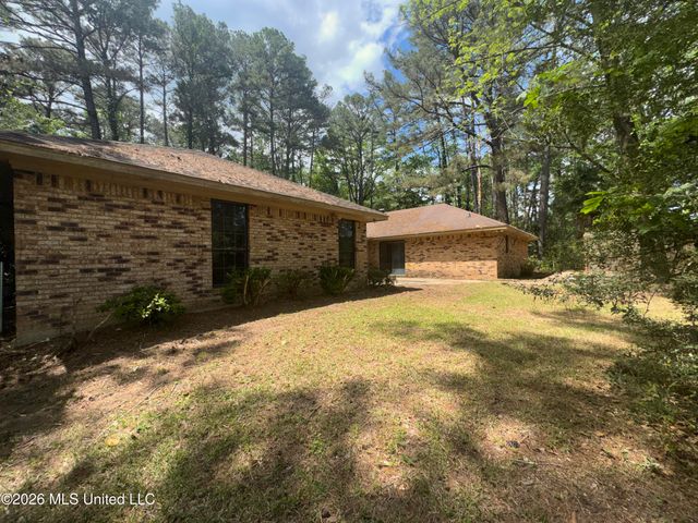 145 Margaret Lane, Florence, MS 39073